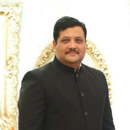 Dr. Vinay Jain